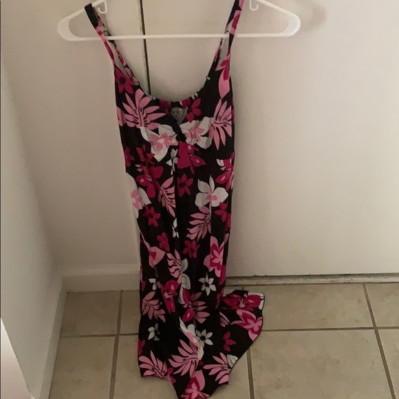 Dresses & Skirts - Flower dress